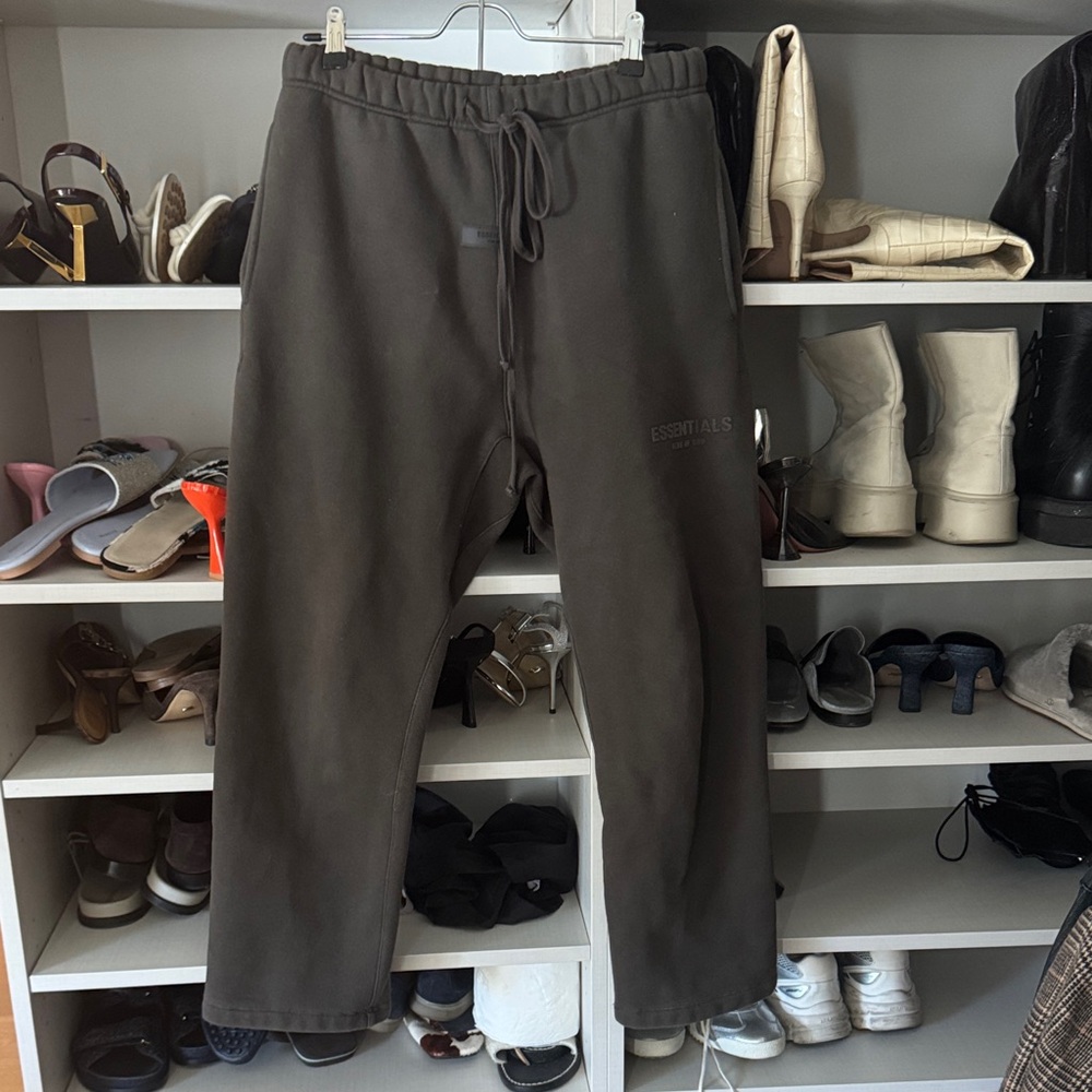 Fear of God Essentials Men's Brown Sweatpants